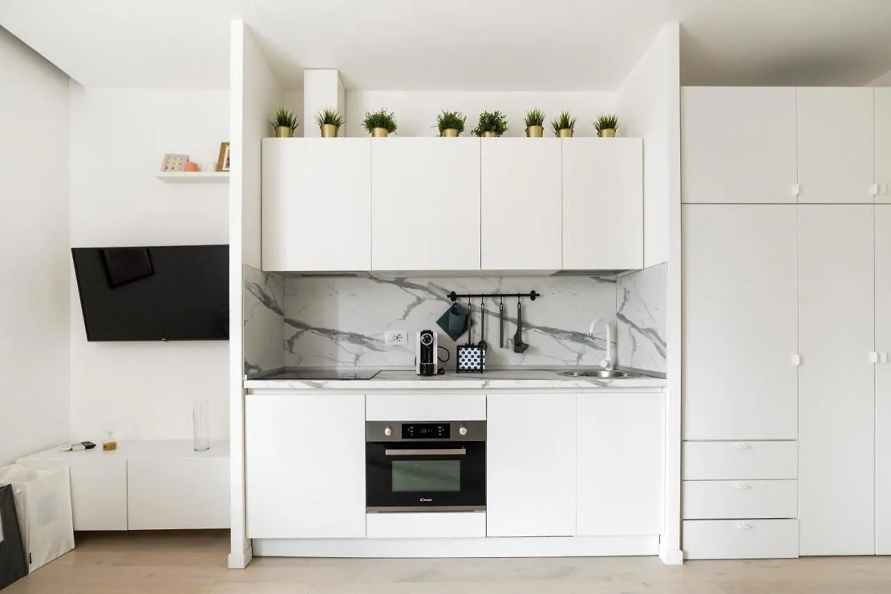 Brand New Apts Milano Lima M1 Apartment  Milan